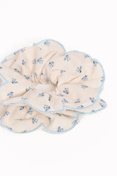 Edith Scrunchie - Blue Floral